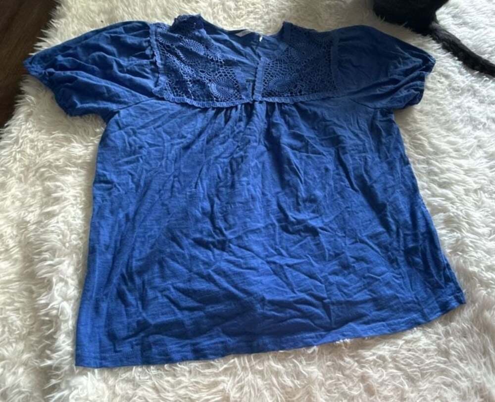 Kaktus Blue Short Sleeve Blouse with Crochet‎ Lace Trim Detail